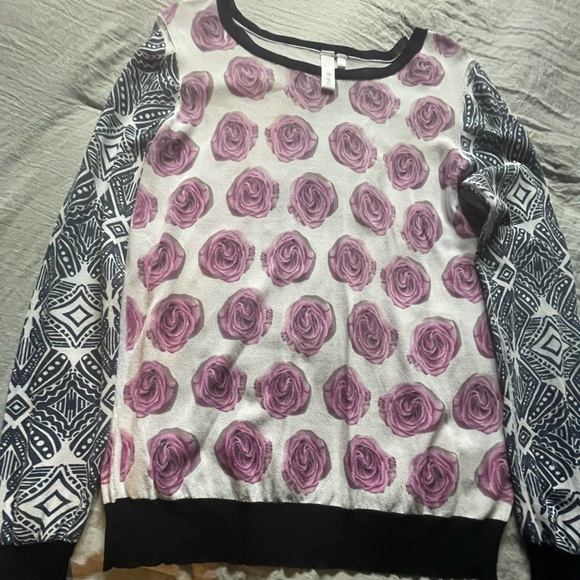 SI-IAE CHIC Blouse, two design print.very original! - Picture 6 of 6